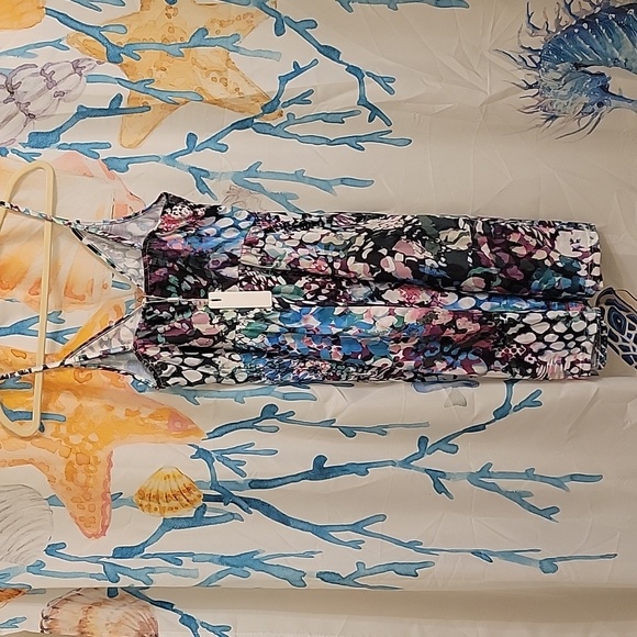 Vote pretty dress from Amazon tie front with pockets - Picture 2 of 2